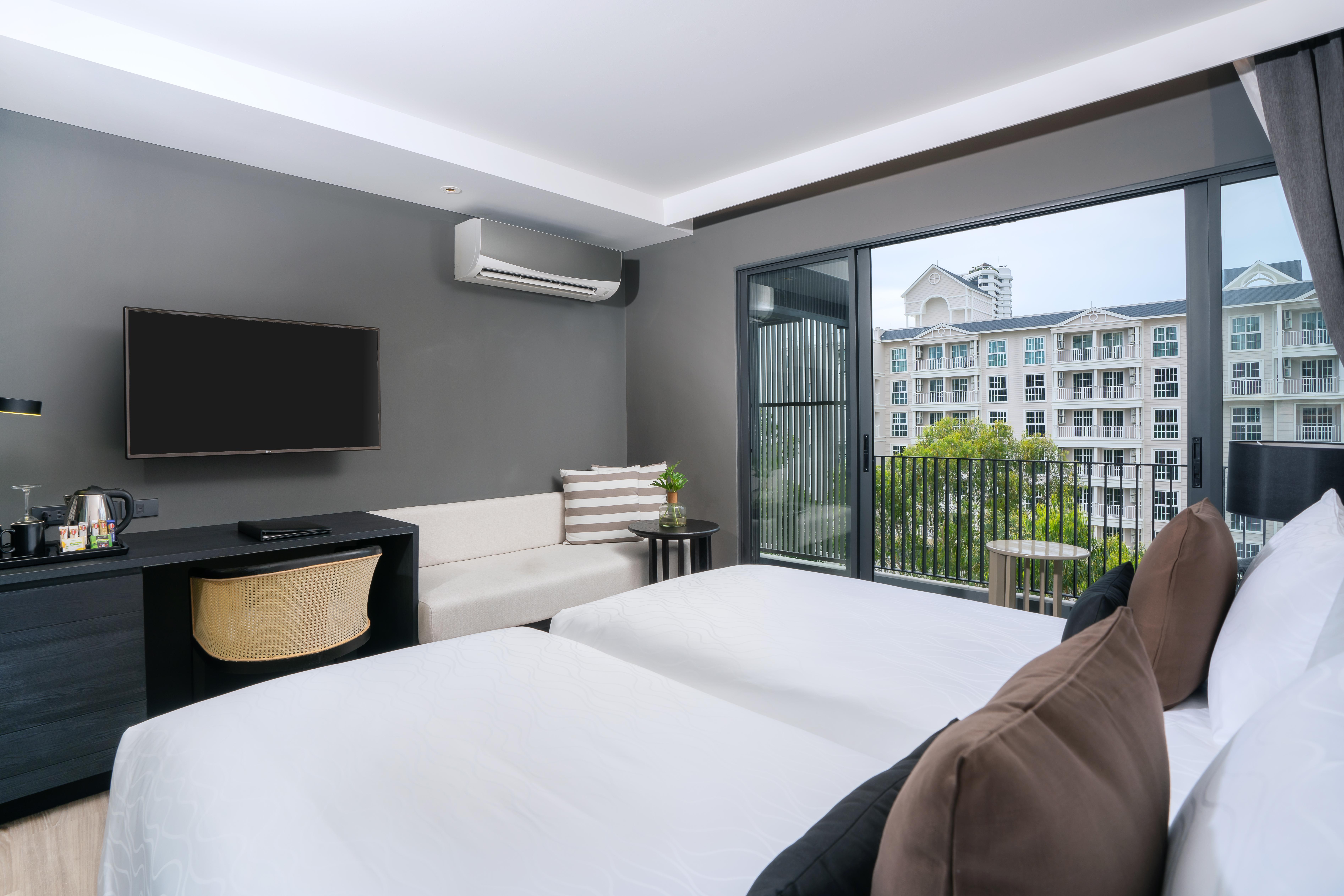 Bayphere Hotel Pattaya Jc Na Chom Thian Bagian luar foto Deluxe Room